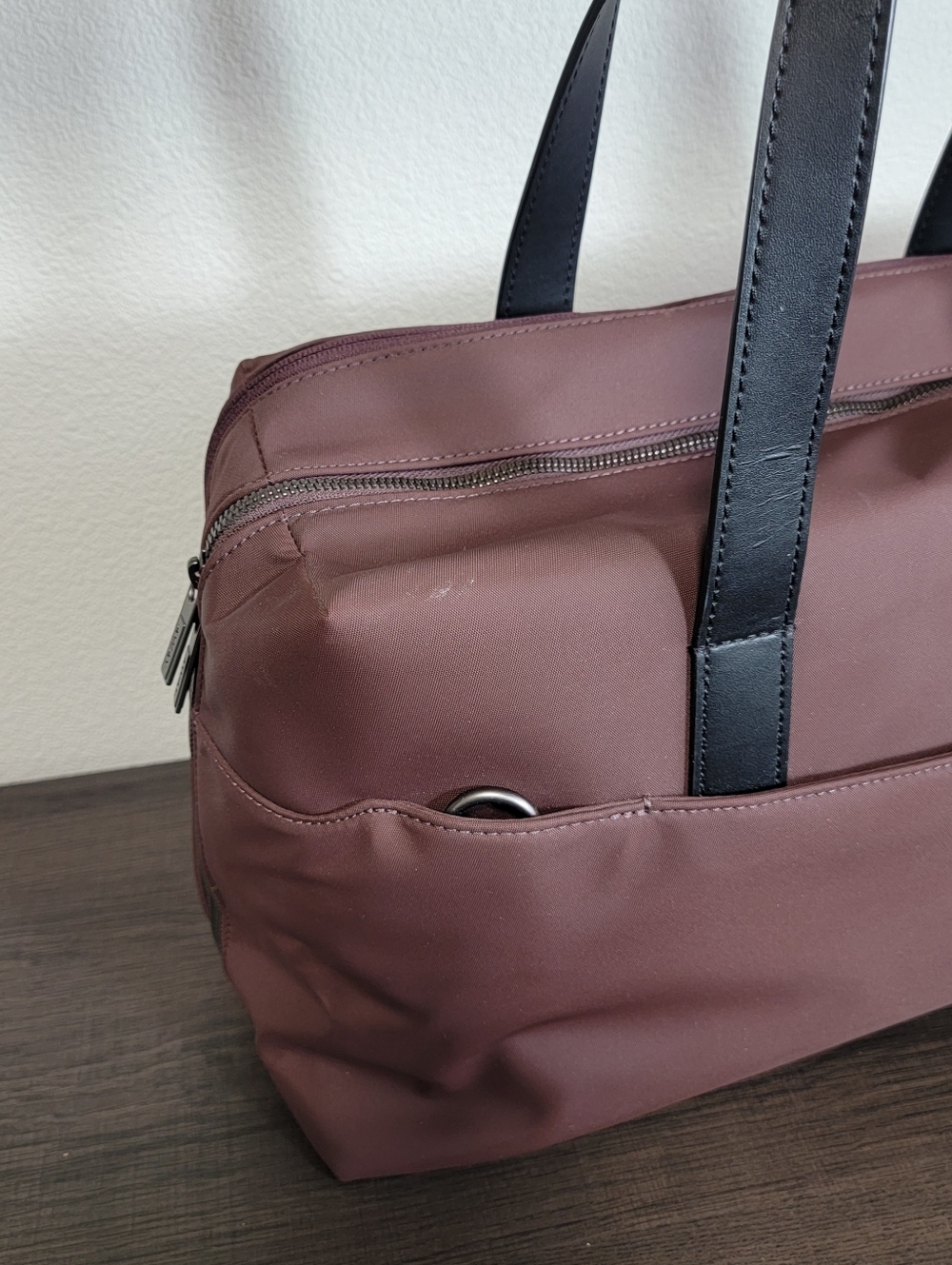 Away The Everywhere Bag In Burgandy No Shoulder Strap - Picture 4 of 10